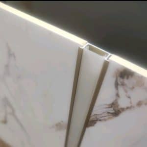 Led toldó profil pezsgő színű, 3m hosszú, 19mm széles, 5mm mélységű